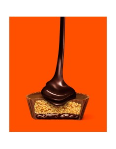 Galletas Reese's de mantequilla de cacahuete tamaño grande con chocolate y lava 2