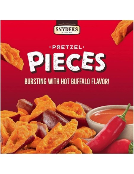 Trozos de pretzel de Snyder's con alitas picantes de búfalo